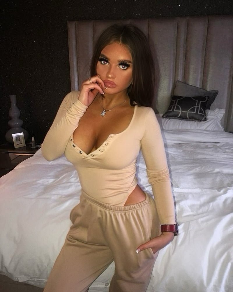 Дешевые шлюхи Малоохтинский проспект