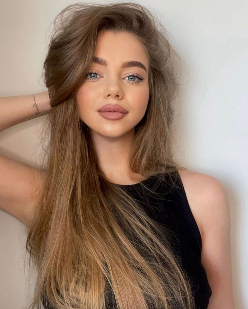 Лена - Проститутка Питера 89219464947